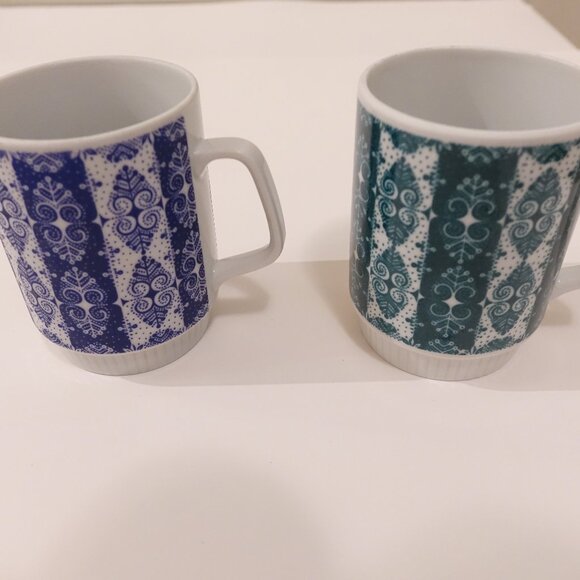 Retro Chintz Patterned Mugs - Picture 2 of 8